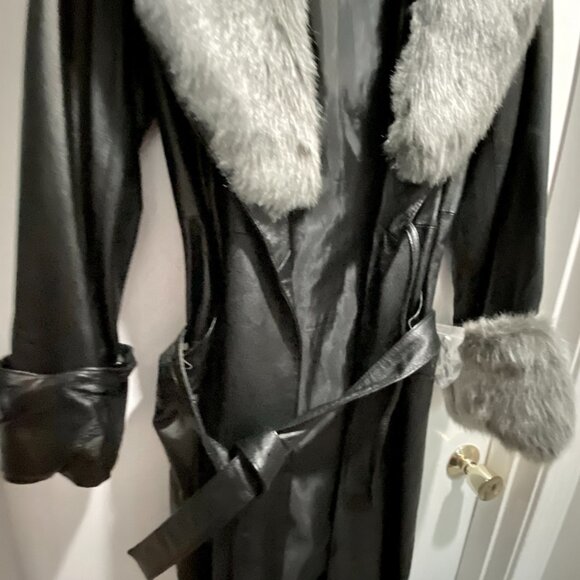 Vintage Newport News Leather Faux Fur Steampunk Goth Punk Belted Y2K Long Coat S - Picture 11 of 13